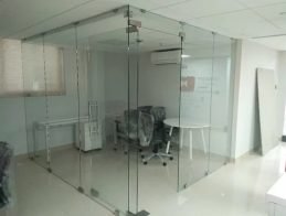 frameless-glass-patch-fitting-500x500